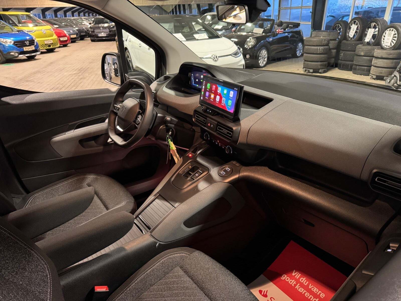 Grøn Peugeot e-Rifter fra 2025