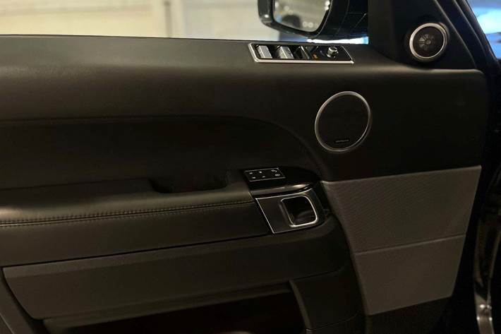 Sort Land Rover Range Rover sport fra 2018