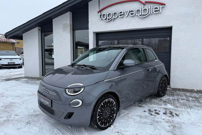 Grå Fiat 500e fra 2020 set udefra