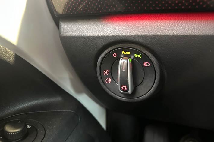 Hvid VW UP! fra 2020