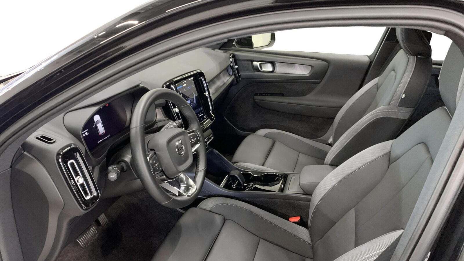 Volvo XC40 P6 ReCharge Plus