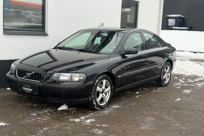 undefined Volvo S60 fra 2003 set udefra