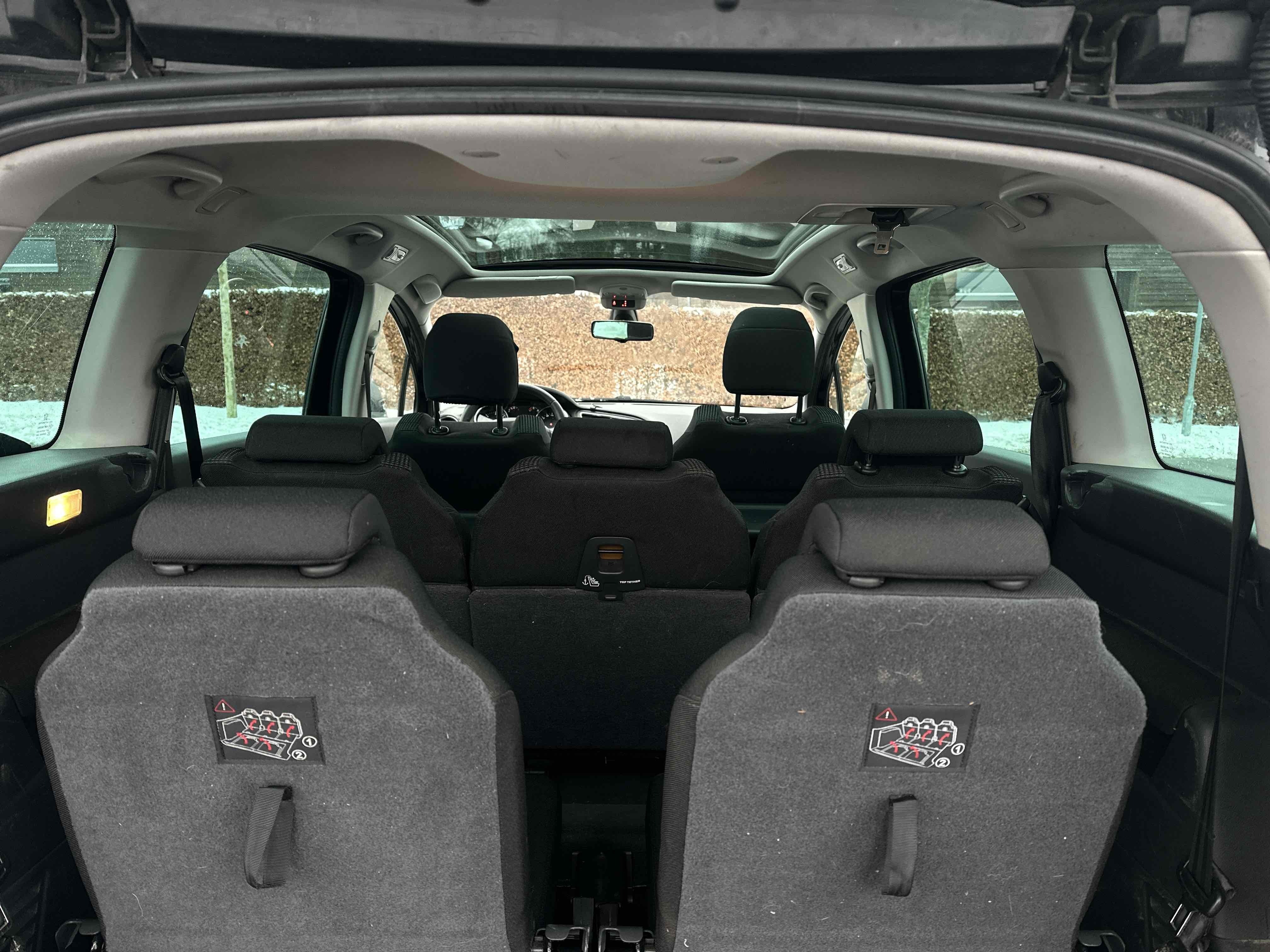 undefined Peugeot 5008 fra 2010