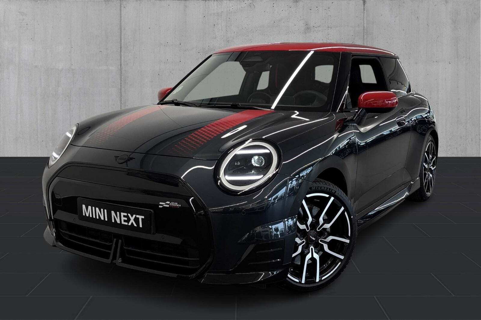 Mini Cooper SE JCW Trim M