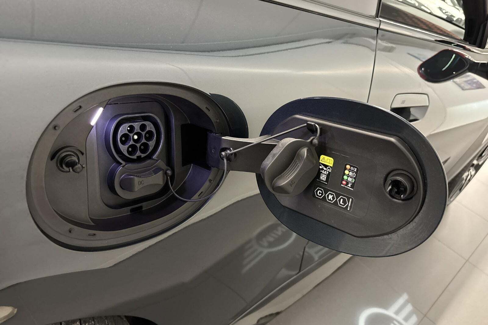 Grå Mini Cooper SE fra 2024