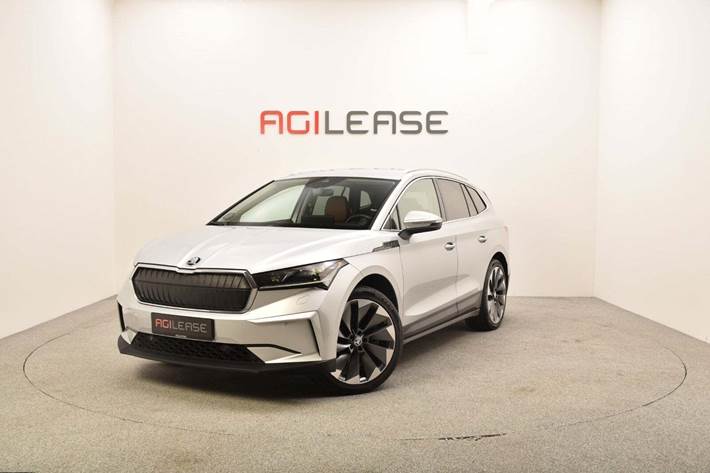 Sølv Skoda Enyaq fra 2021 set udefra