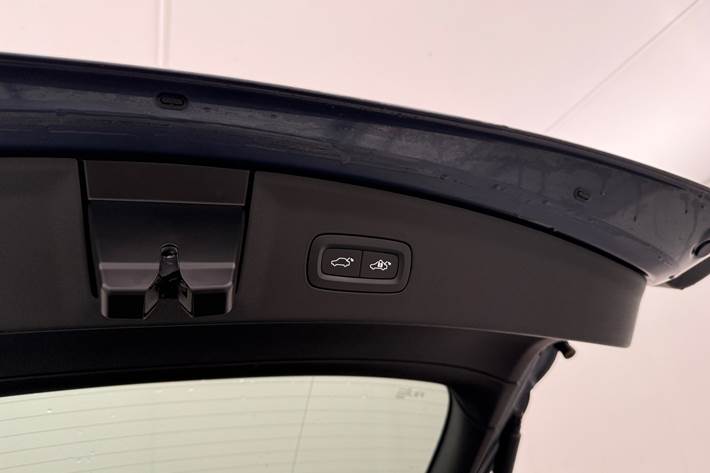 Blå Polestar 2 fra 2023