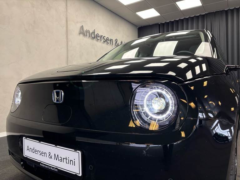 Honda e EL Advance CVT 154HK 5d Aut.