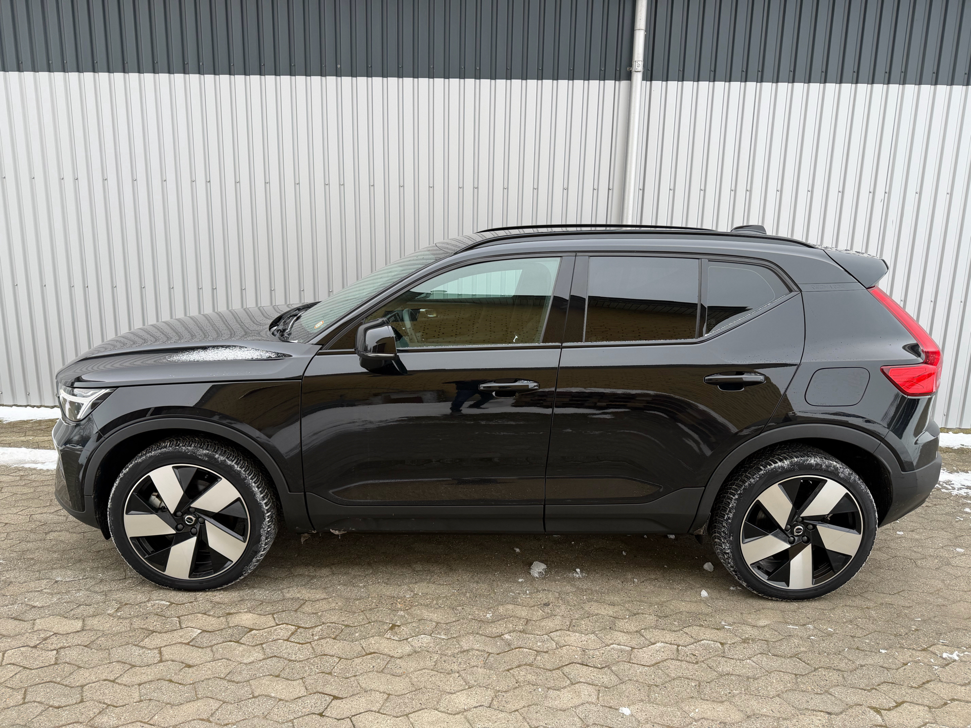 Volvo XC40 EL Core 238HK 5d Aut.