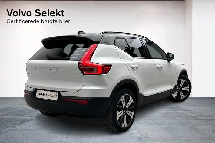 Hvid Volvo XC40 fra 2022