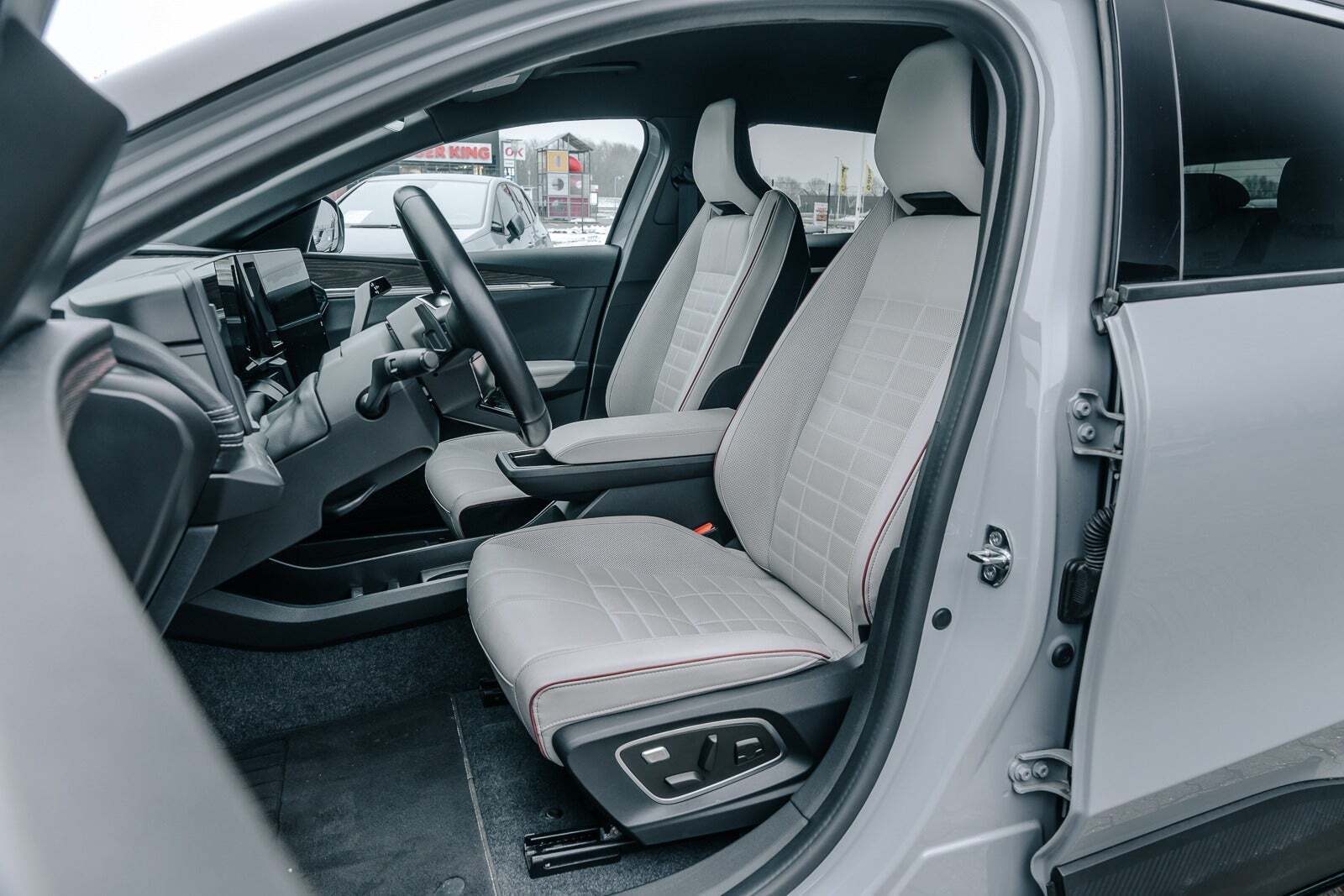 Renault Megane E-Tech 60 Iconic