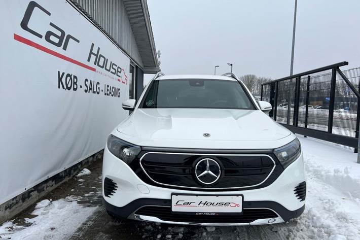 Hvid Mercedes EQB250+ fra 2023