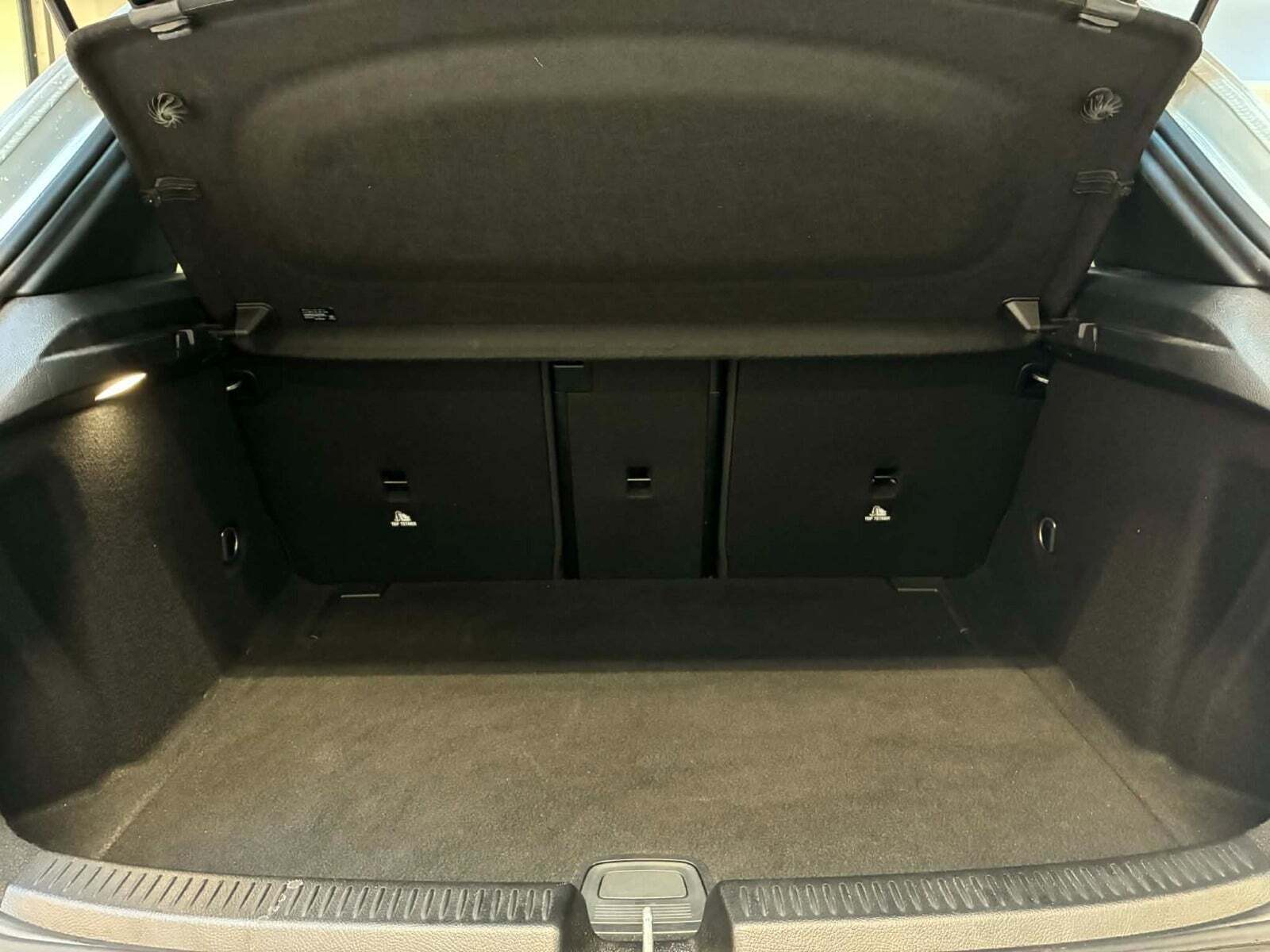 Hvid Mercedes A200 fra 2019