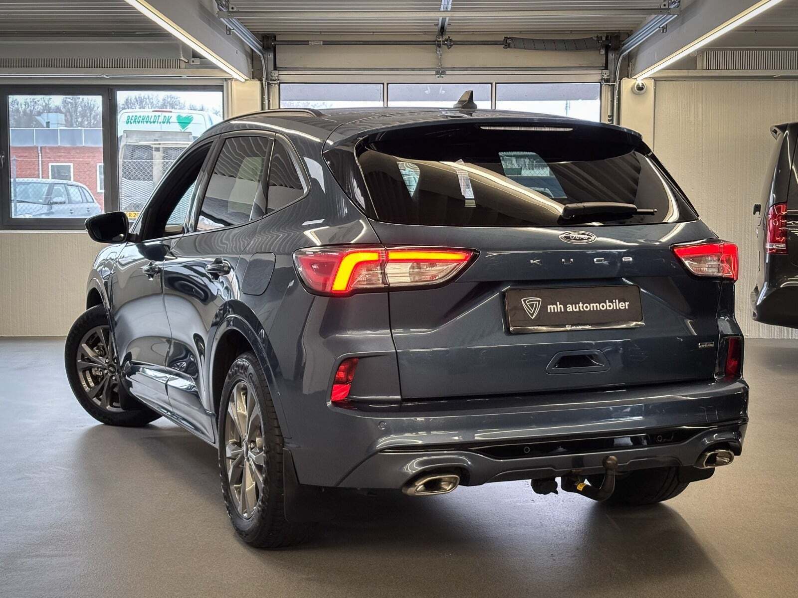 Ford Kuga 2,5 PHEV ST-Line CVT