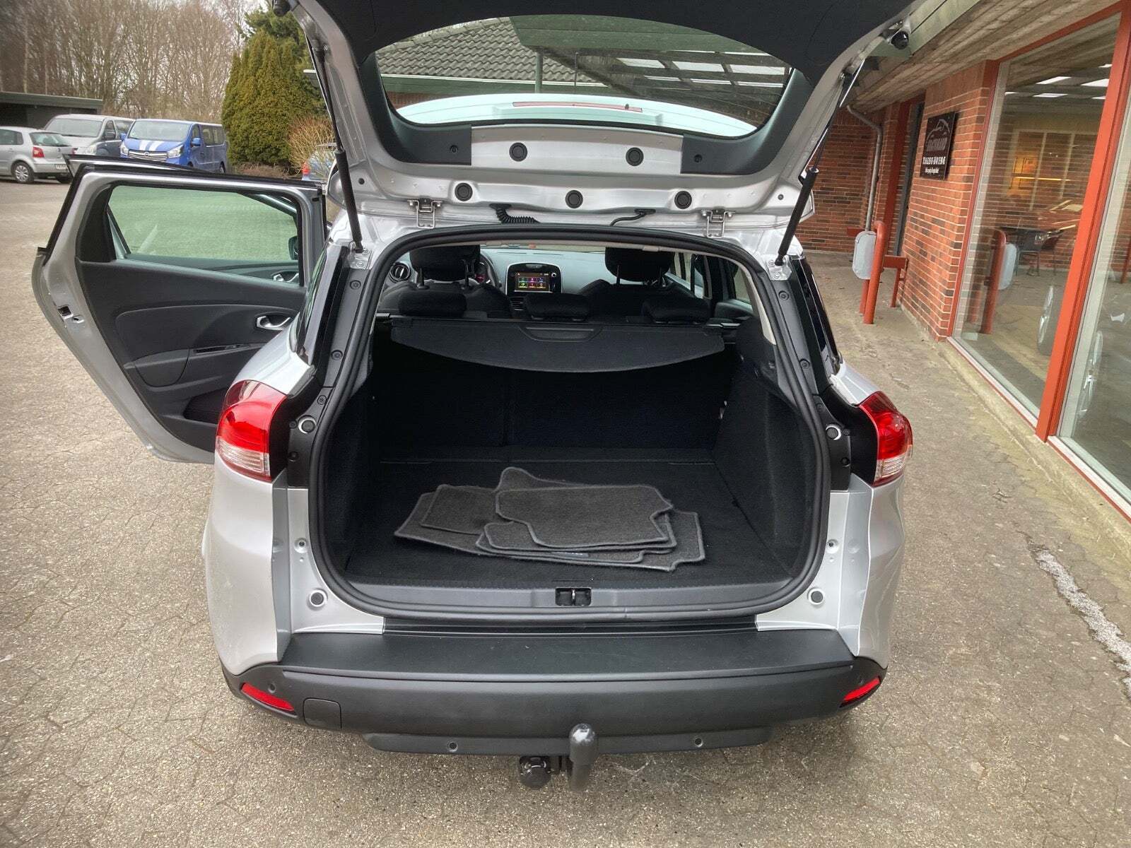 Sølv Renault Clio IV fra 2019