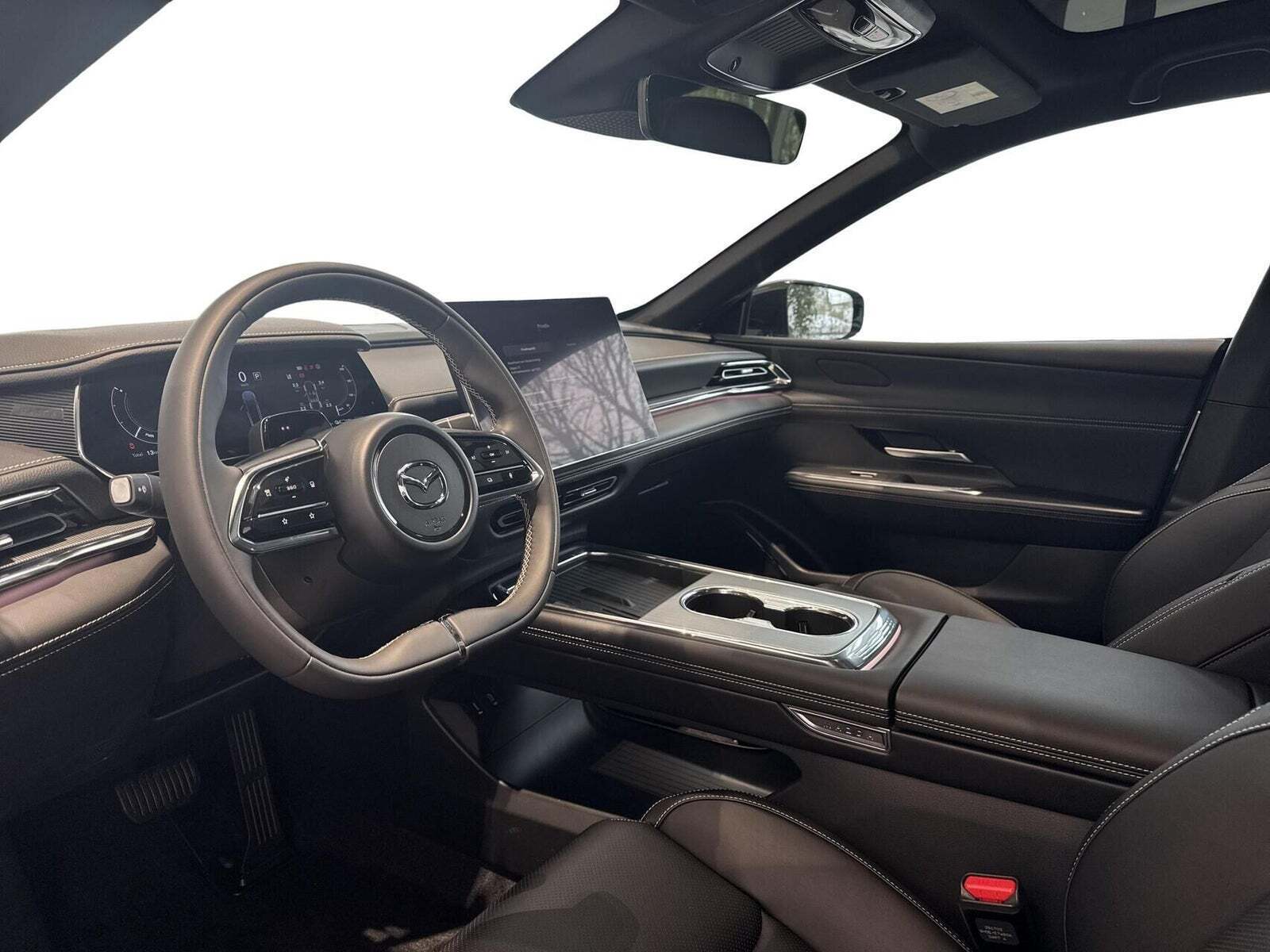 Sort Mazda 6e fra 2025