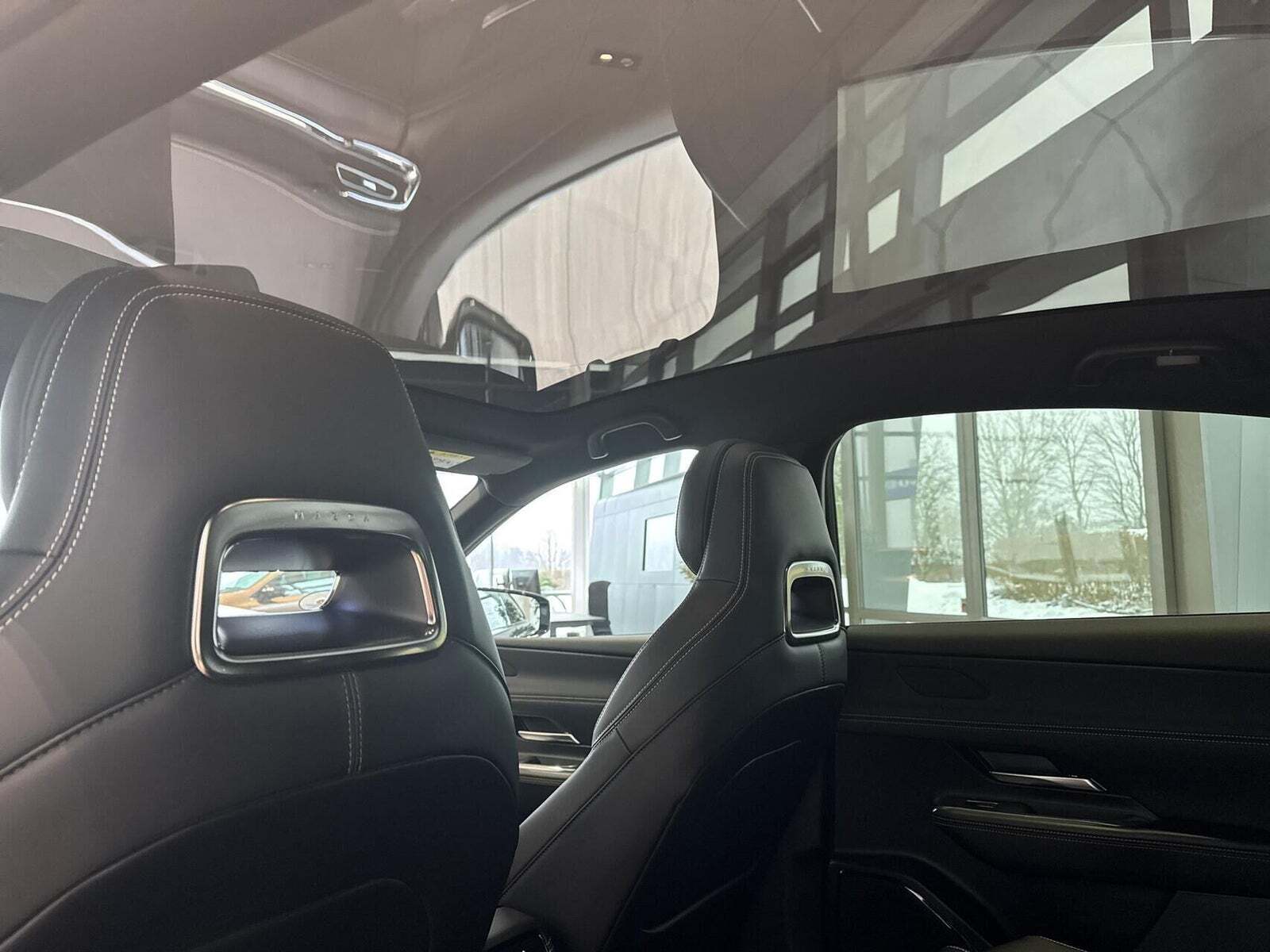 Sort Mazda 6e fra 2025