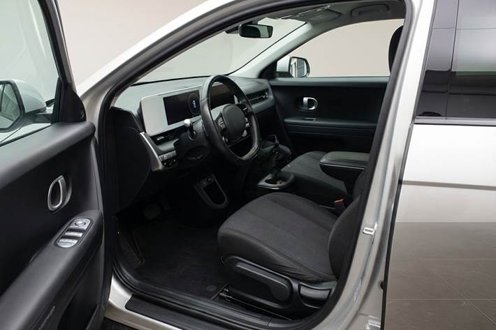 Sølv Hyundai Ioniq 5 fra 2022