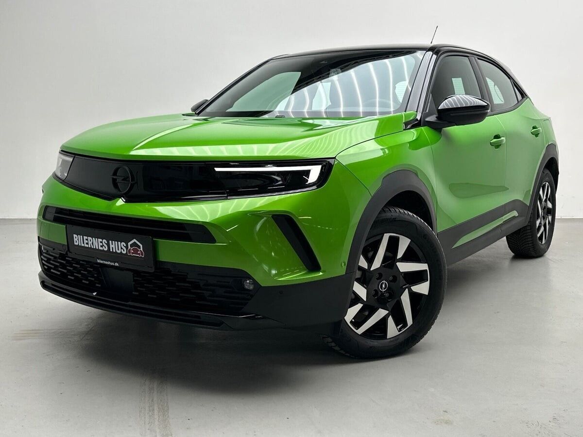 Grøn Opel Mokka-e fra 2023