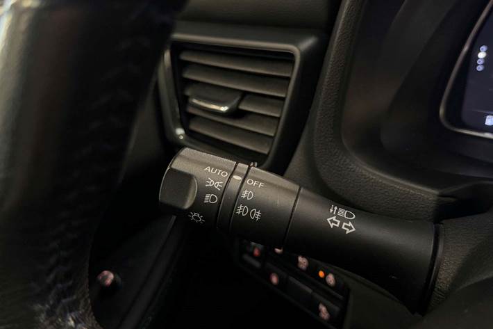 Sort Nissan Leaf fra 2021