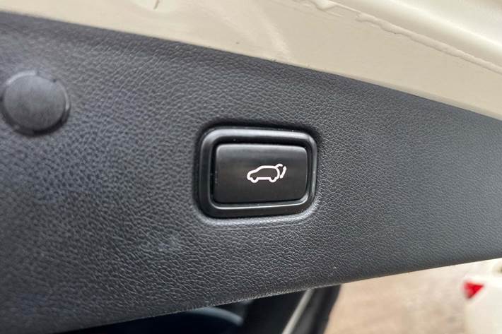 Hvid Kia Optima fra 2018