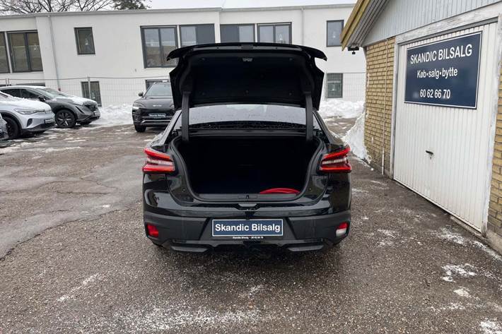 Sort Citroën ë-C4 X fra 2023