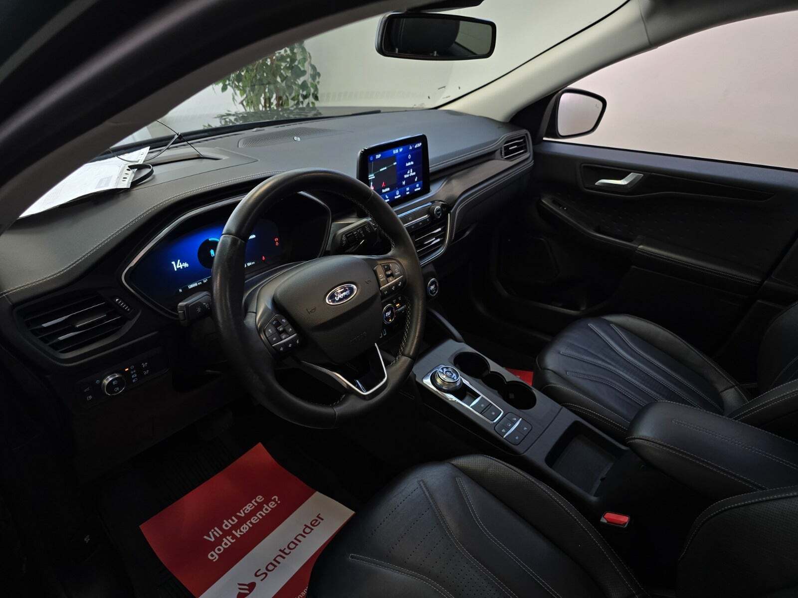 Ford Kuga 2,5 HEV Vignale CVT