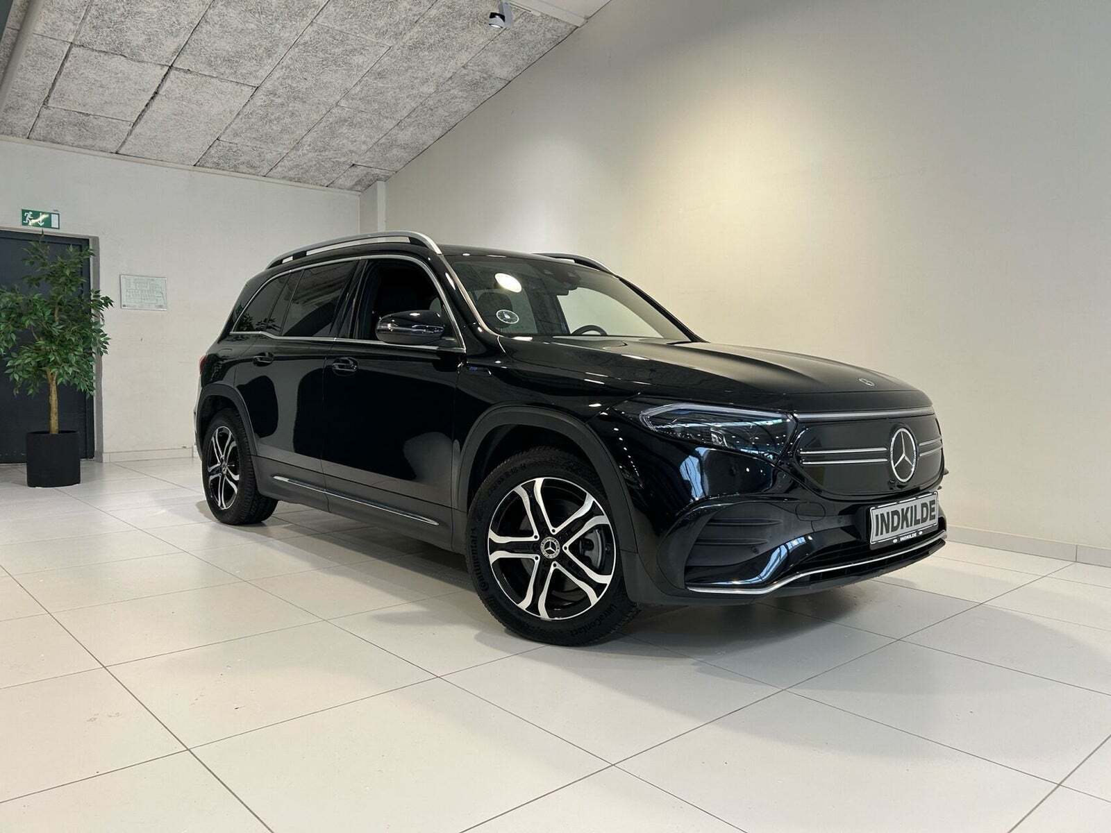 Mercedes EQB300 AMG Line 4Matic