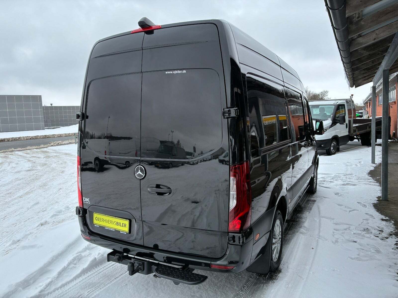 Mercedes Sprinter 319 3,0 CDi A2 Kassevogn aut. RWD
