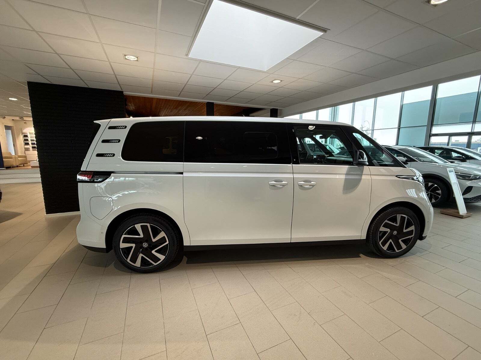 VW ID.Buzz 86 Style+ 6prs LWB
