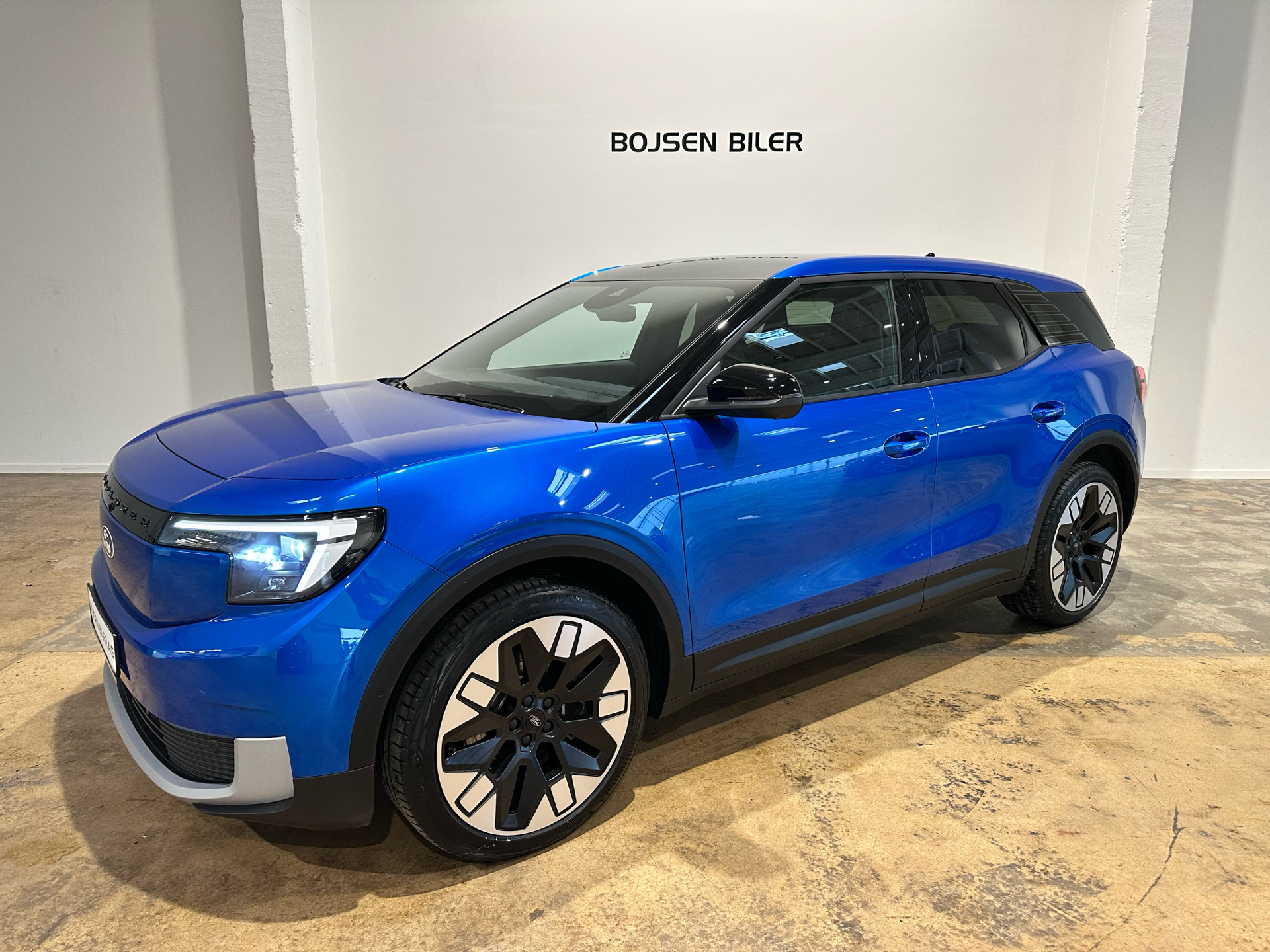Blå Ford Explorer fra 2024