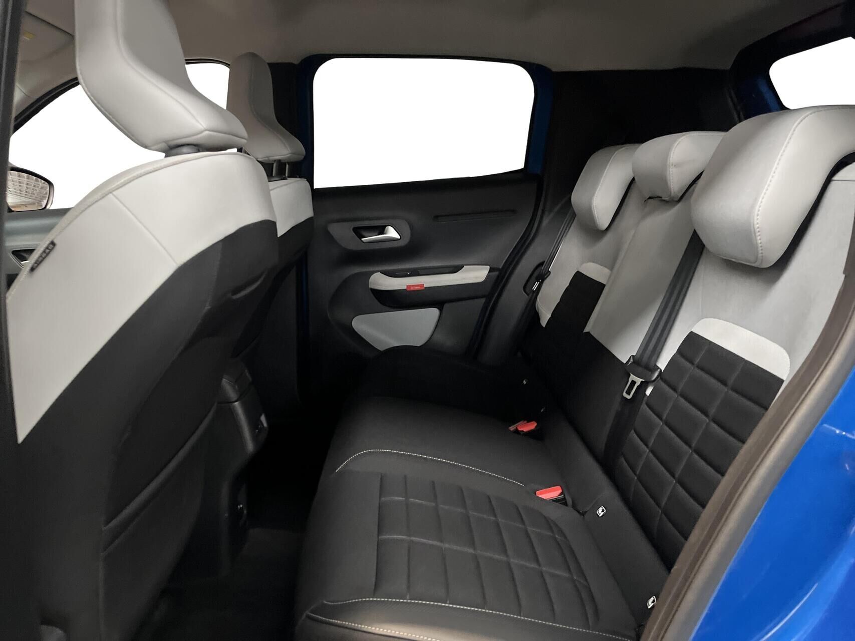 Blå Citroën ë-C3 fra 2025