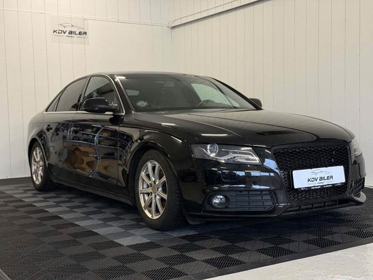 Audi A4 2,0 TFSi 180 S-line