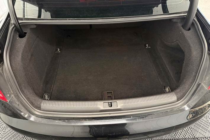 Sort Audi A4 fra 2010