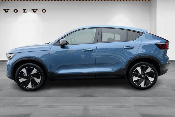 Blå Volvo C40 fra 2024