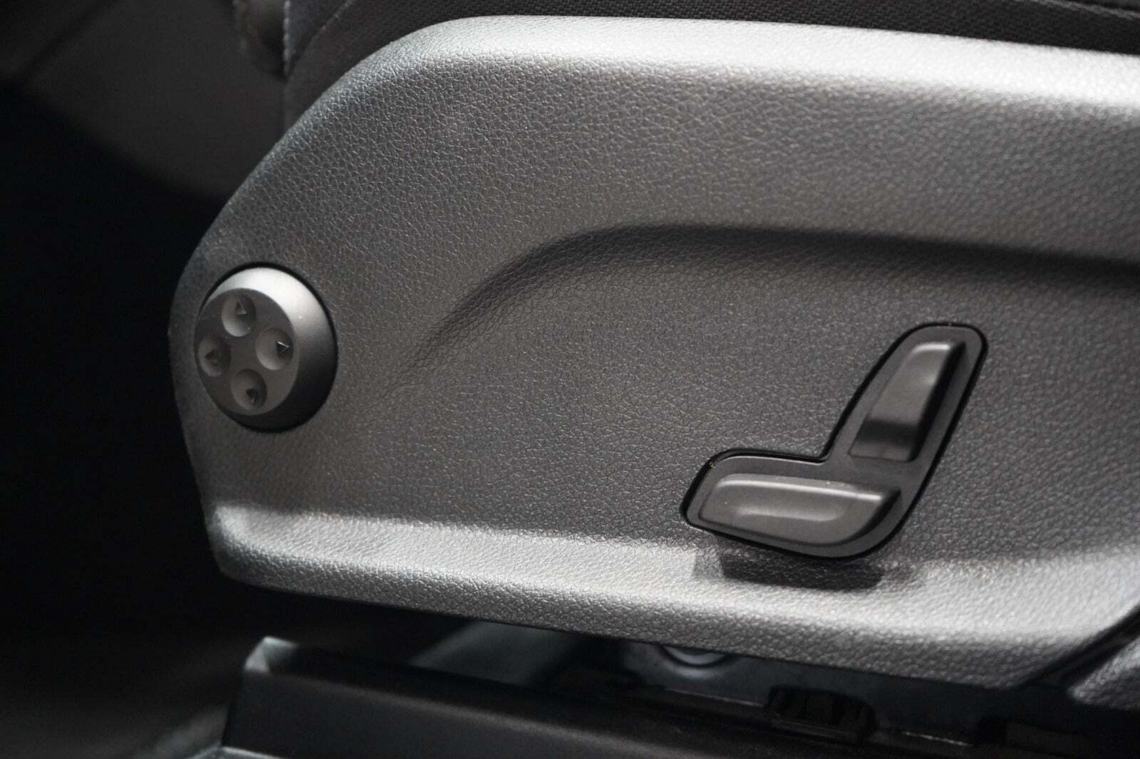 Sort Mercedes GLC300 de fra 2021