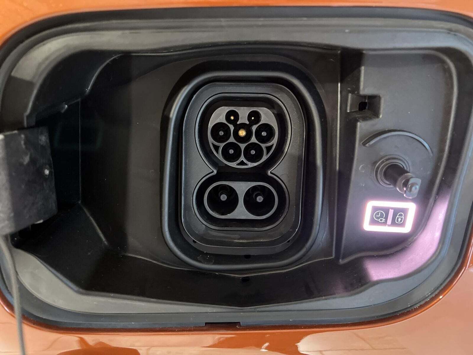 Orange Citroën ë-C4 fra 2021