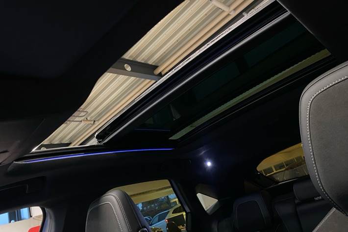 Hvid Peugeot e-3008 fra 2024