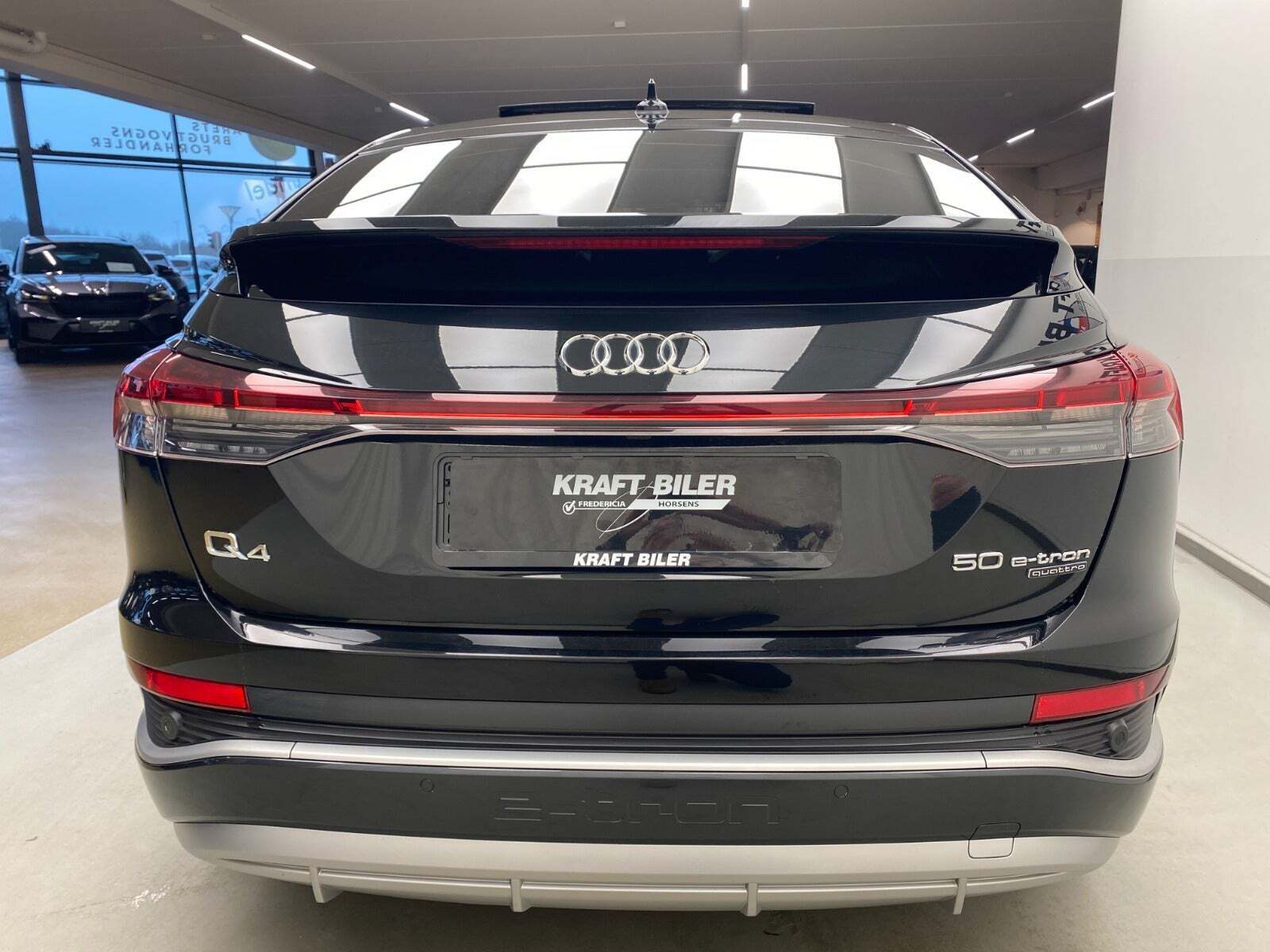 Audi Q4 e-tron 50 S-line Sportback quattro
