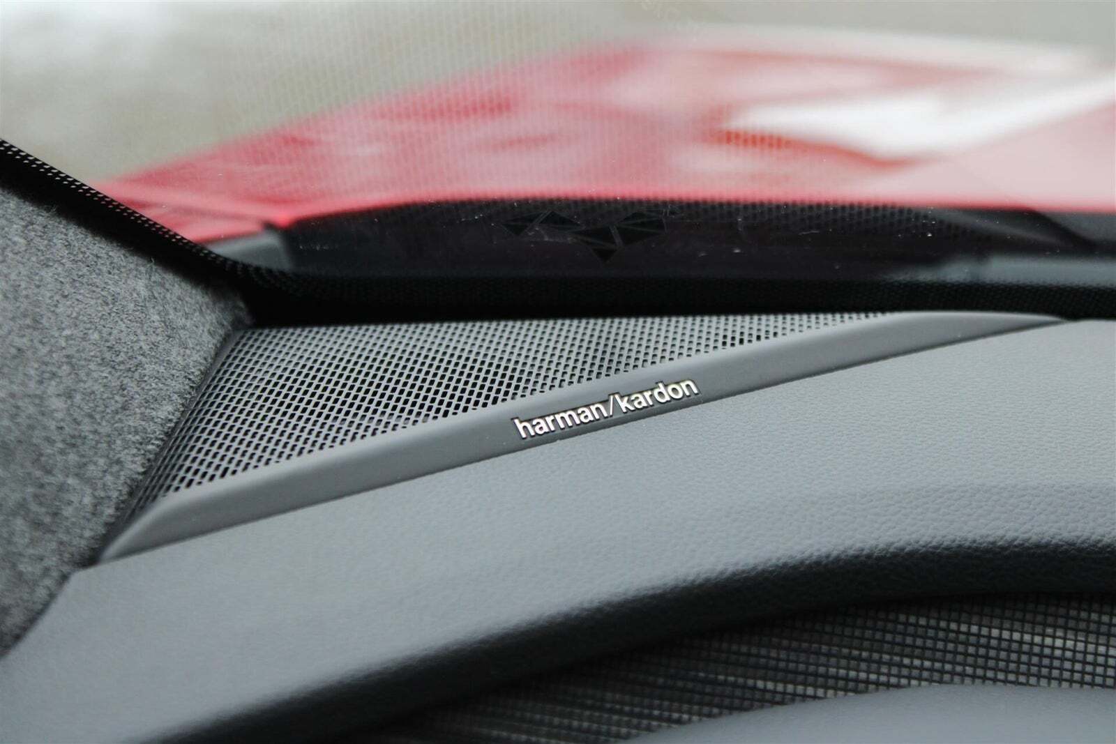 Renault Scenic E-Tech 87 Iconic