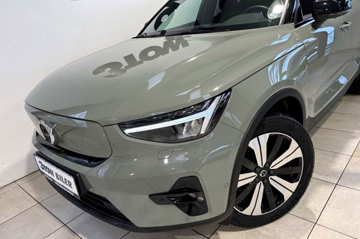 Grøn Volvo XC40 fra 2023