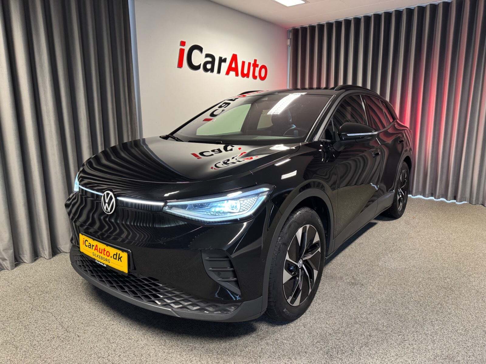 VW ID.4 77 Style Van