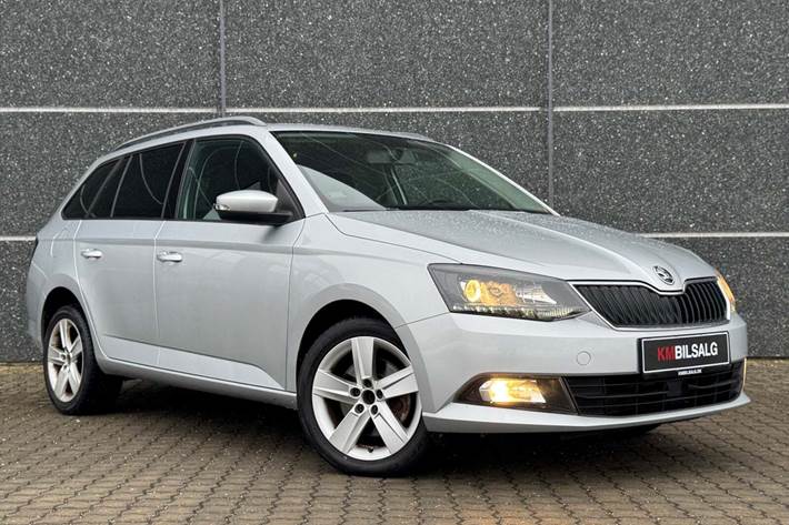 Sølv Skoda Fabia fra 2015