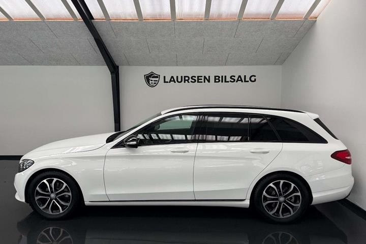 Hvid Mercedes C220 d fra 2015