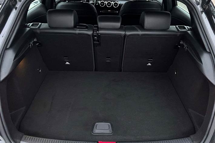 Sort Mercedes A250 e fra 2021