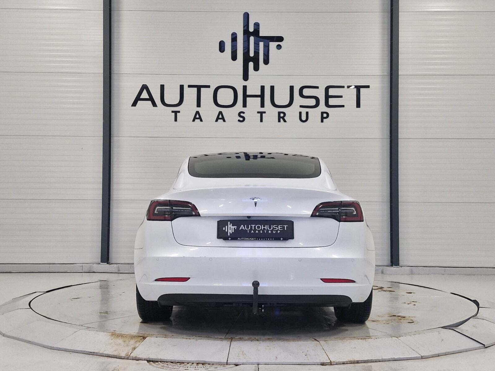 Tesla Model 3 Standard Range+ RWD