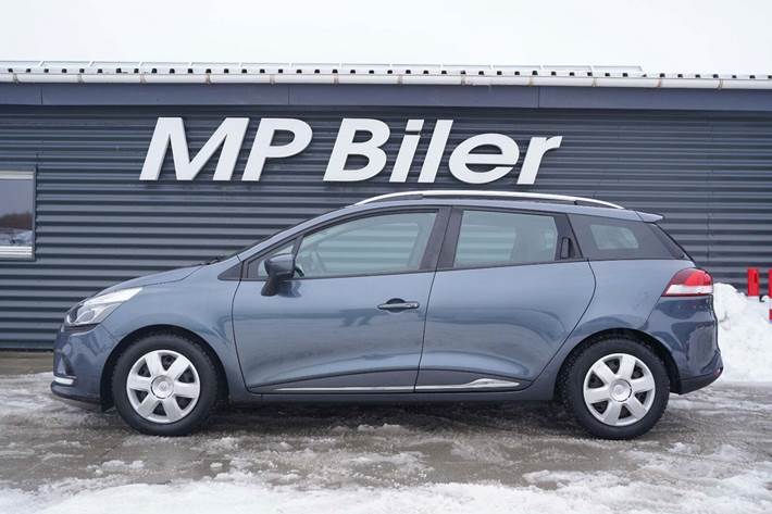 Grå Renault Clio IV fra 2020