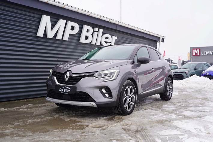 Grå Renault Captur fra 2020 set udefra