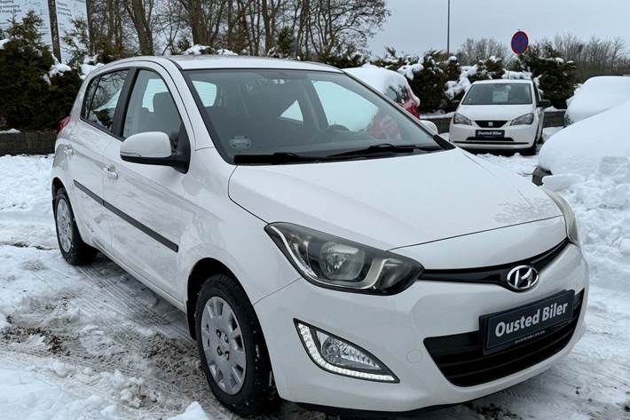 undefined Hyundai i20 fra 2013 set udefra