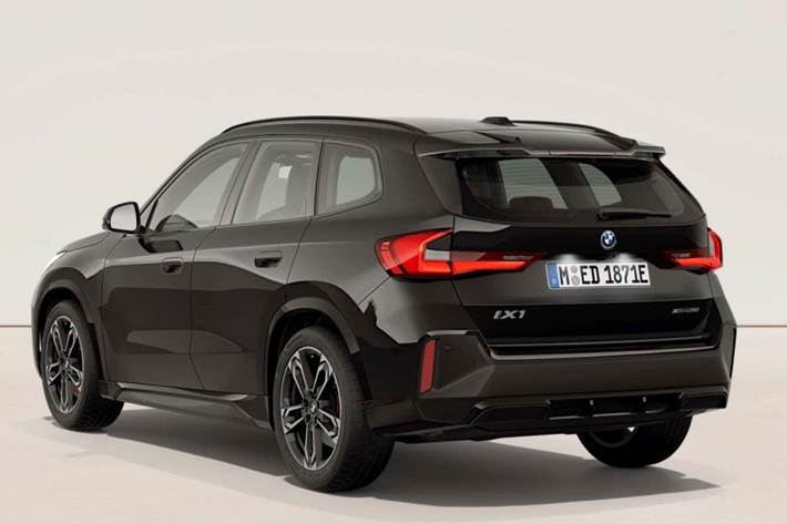 Sort BMW iX1 fra 2024